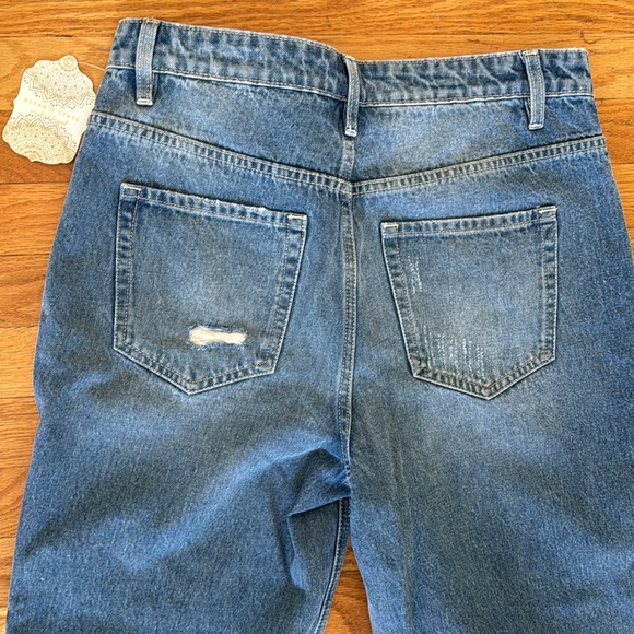 NWT Altar’d State Dark Wash Distressed Denim Jeans size 30 - Picture 6 of 6